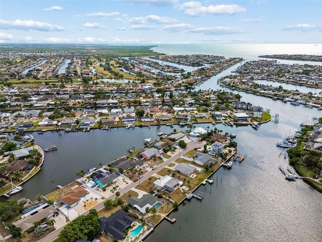 729 SPANISH MAIN DRIVE, Apollo Beach, FL 33572