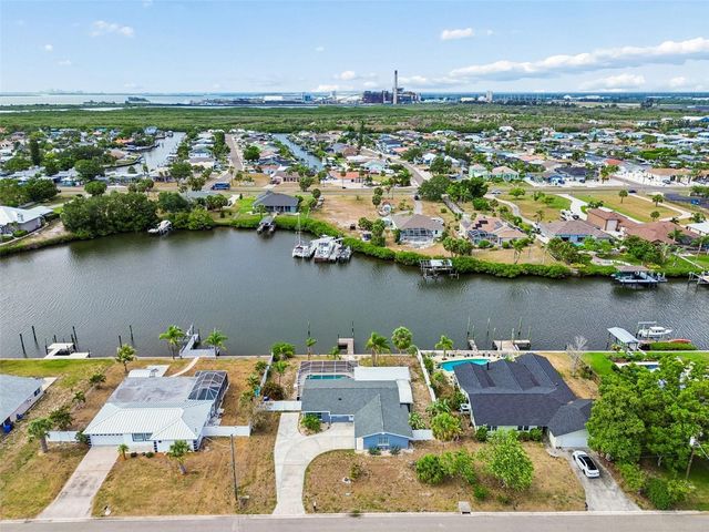 729 SPANISH MAIN DRIVE, Apollo Beach, FL 33572