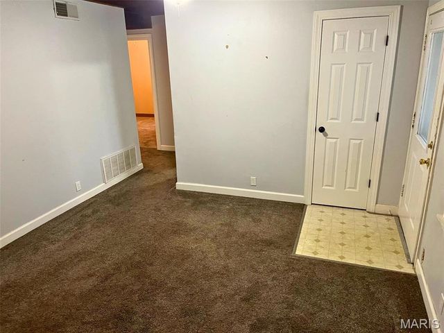 206 N Walnut Street, Mount Olive, IL 62069