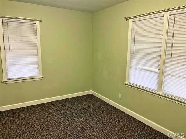 206 N Walnut Street, Mount Olive, IL 62069