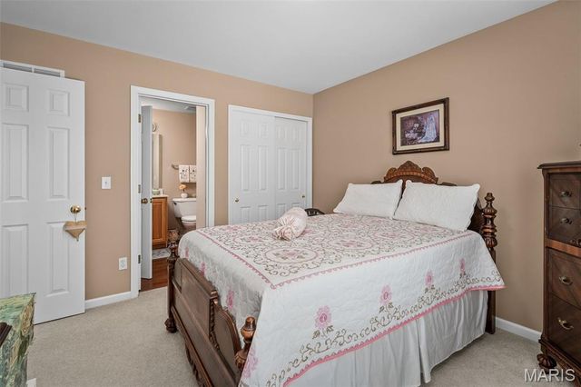 173 Tori Pines Drive, Oakville, MO 63129