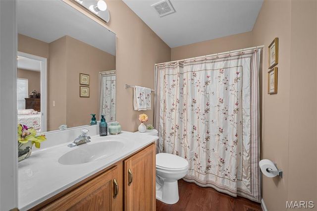 173 Tori Pines Drive, Oakville, MO 63129