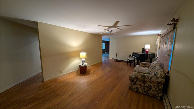 14 Tall Tree Lane, Rocky Point, NY 11778