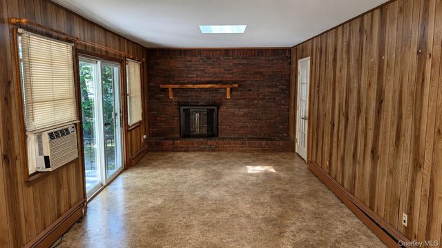 14 Tall Tree Lane, Rocky Point, NY 11778