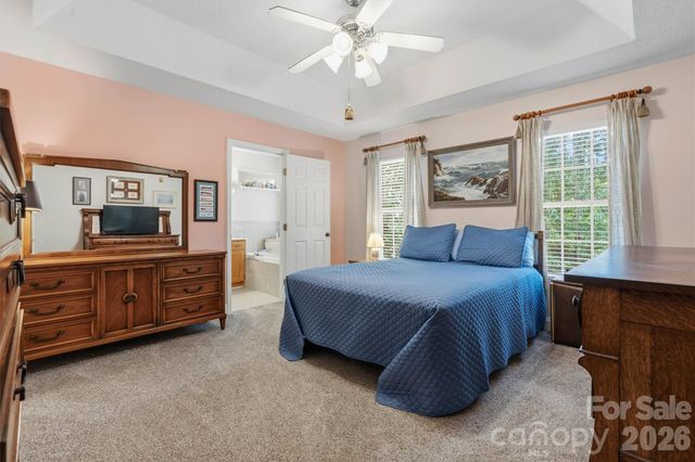 3656 Woodgreen Drive, Lincolnton, NC 28092