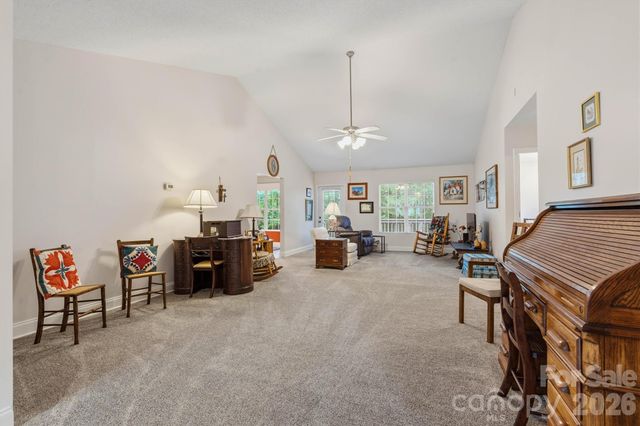 3656 Woodgreen Drive, Lincolnton, NC 28092