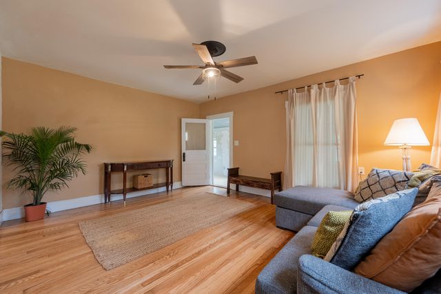 860 Floyd HWY, Floyd, VA 24091