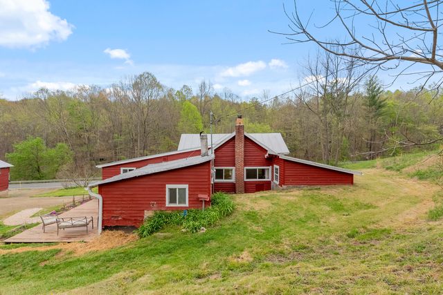 860 Floyd HWY, Floyd, VA 24091
