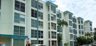 17560 Atlantic Blvd 119, Sunny Isles Beach, FL 33160