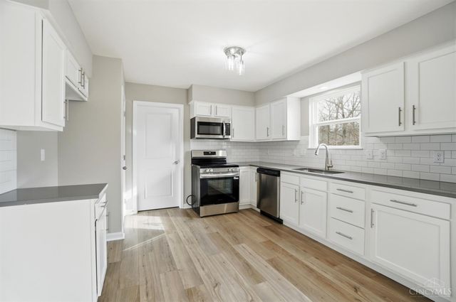 450 Hamilton View Drive, Hamilton, OH 45013