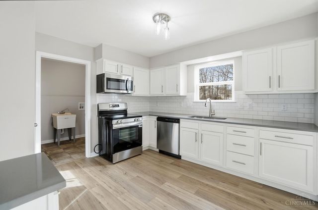 450 Hamilton View Drive, Hamilton, OH 45013