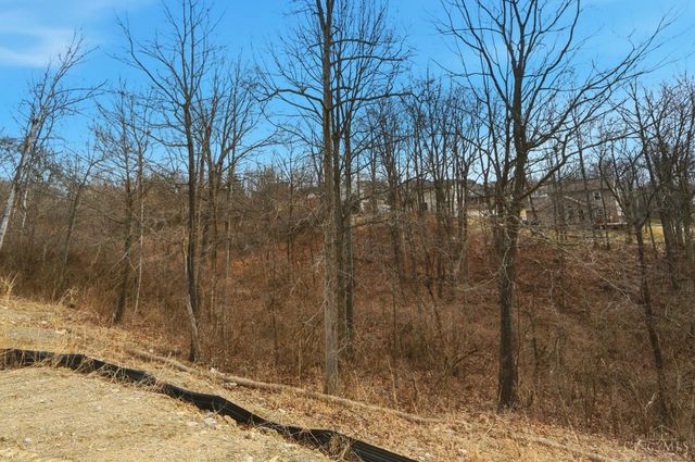 450 Hamilton View Drive, Hamilton, OH 45013