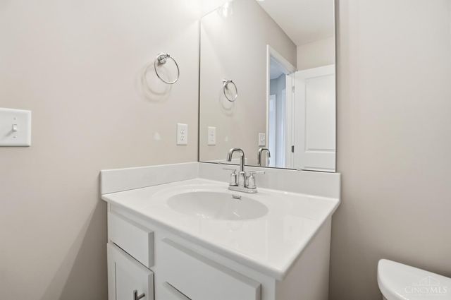 450 Hamilton View Drive, Hamilton, OH 45013