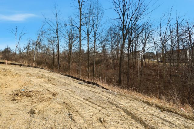 450 Hamilton View Drive, Hamilton, OH 45013