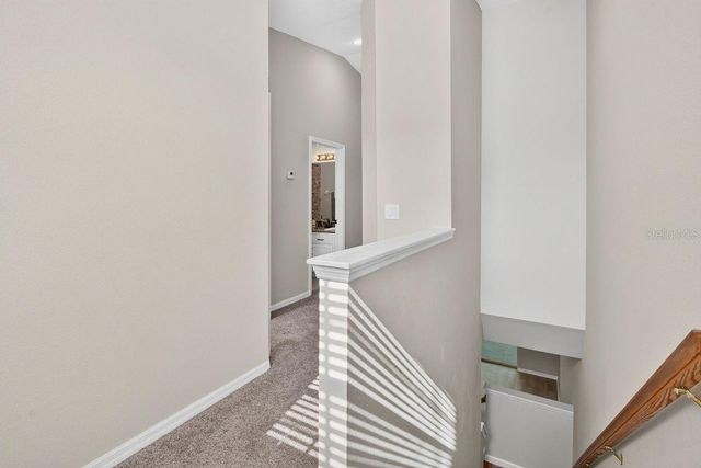 648 SPRING LAKE CIRCLE, Tarpon Springs, FL 34688