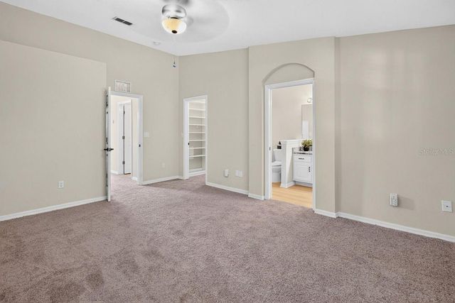 648 SPRING LAKE CIRCLE, Tarpon Springs, FL 34688