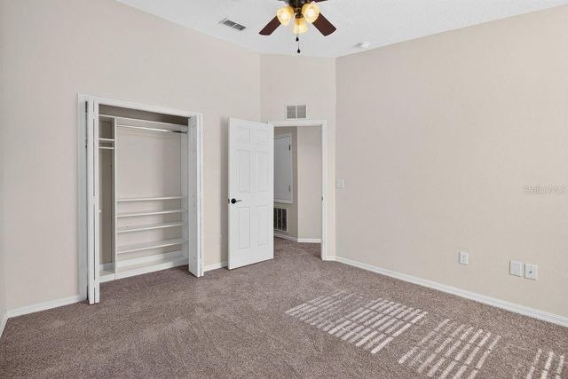 648 SPRING LAKE CIRCLE, Tarpon Springs, FL 34688