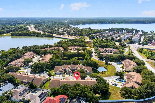 648 SPRING LAKE CIRCLE, Tarpon Springs, FL 34688