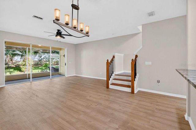 648 SPRING LAKE CIRCLE, Tarpon Springs, FL 34688
