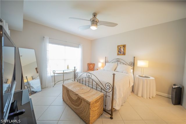 3029 Driftwood WAY 3303, Naples, FL 34109