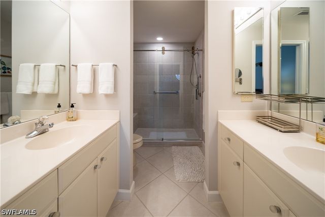 3029 Driftwood WAY 3303, Naples, FL 34109