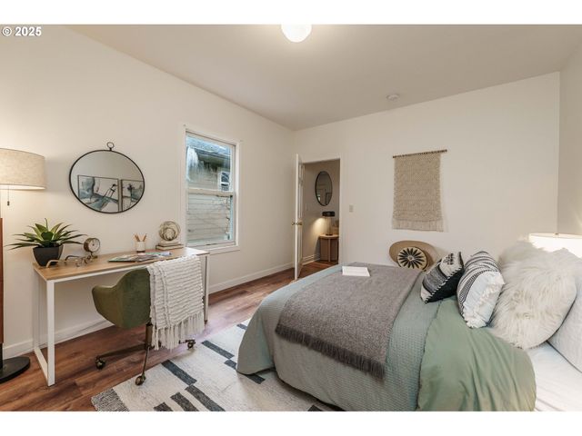 4824 Ne 23RD Ave, Portland, OR 97211