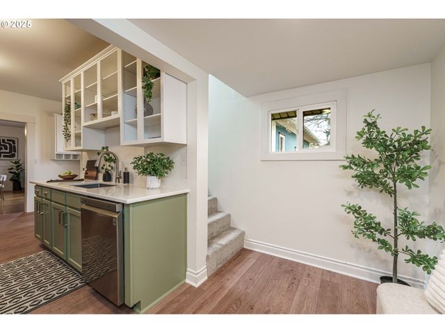 4824 Ne 23RD Ave, Portland, OR 97211