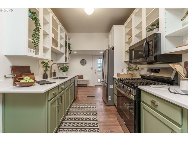 4824 Ne 23RD Ave, Portland, OR 97211