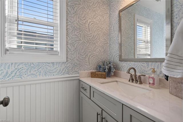 2100 E Ocean View Ave Apt 30, Norfolk, VA 23518