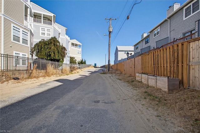 2100 E Ocean View Ave Apt 30, Norfolk, VA 23518