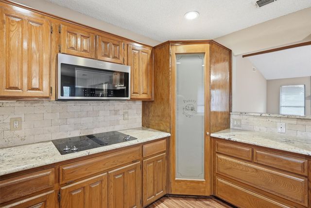 4607 Cimmaron Trail, Granbury, TX 76049