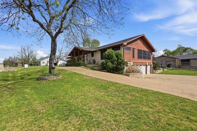 4607 Cimmaron Trail, Granbury, TX 76049