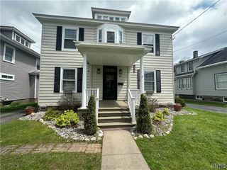 15 Hillside Avenue, New Hartford, NY 13413