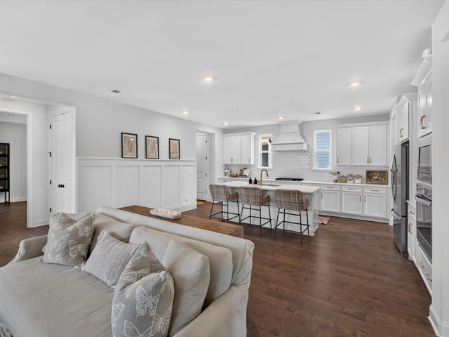 613 Green Farm Way, Spring Hill, TN 37174