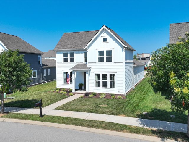 613 Green Farm Way, Spring Hill, TN 37174