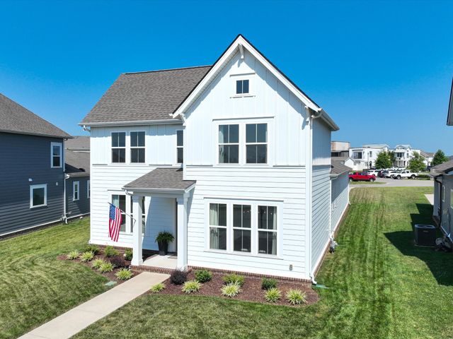 613 Green Farm Way, Spring Hill, TN 37174