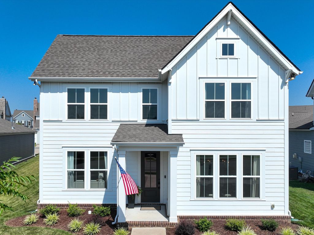 613 Green Farm Way, Spring Hill, TN 37174