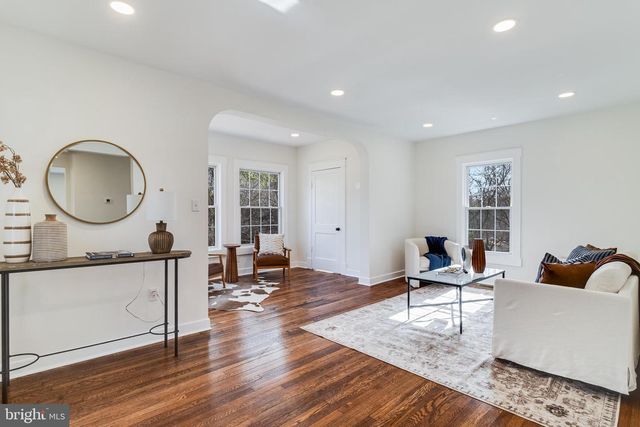 9316 CROOM RD, Upper Marlboro, MD 20772