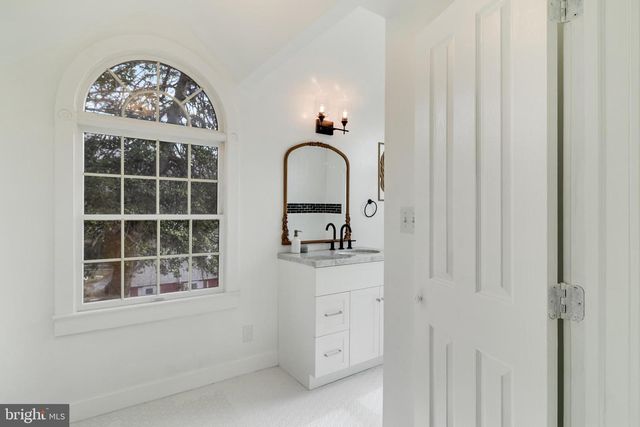 9316 CROOM RD, Upper Marlboro, MD 20772