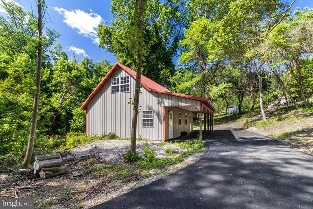 9316 CROOM RD, Upper Marlboro, MD 20772