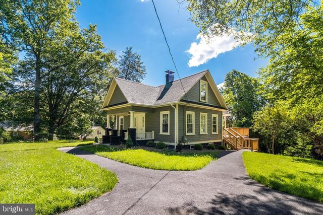 9316 CROOM RD, Upper Marlboro, MD 20772