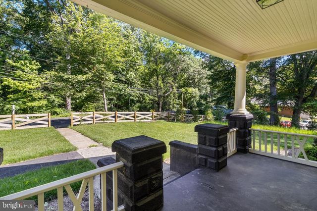 9316 CROOM RD, Upper Marlboro, MD 20772