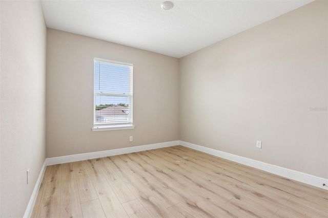 327 MANGROVE MANOR DRIVE, Apollo Beach, FL 33572