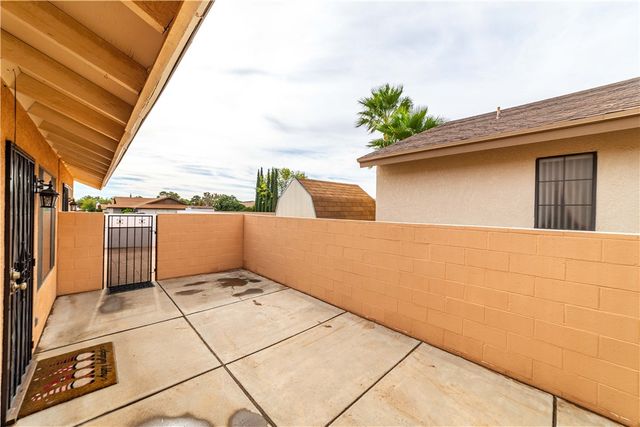 1006 Belcourt Circle, Kingman, AZ 86409