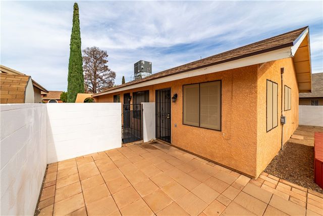 1006 Belcourt Circle, Kingman, AZ 86409