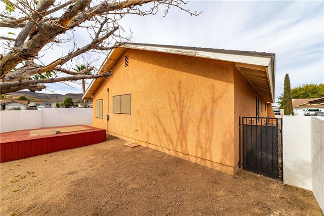 1006 Belcourt Circle, Kingman, AZ 86409