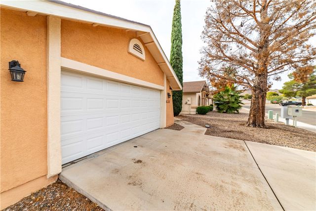 1006 Belcourt Circle, Kingman, AZ 86409