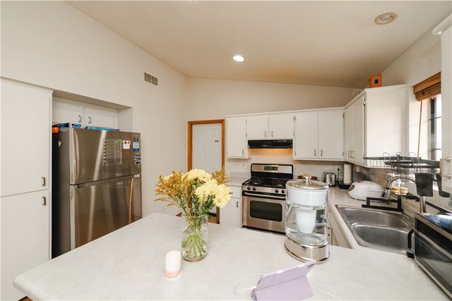 1006 Belcourt Circle, Kingman, AZ 86409