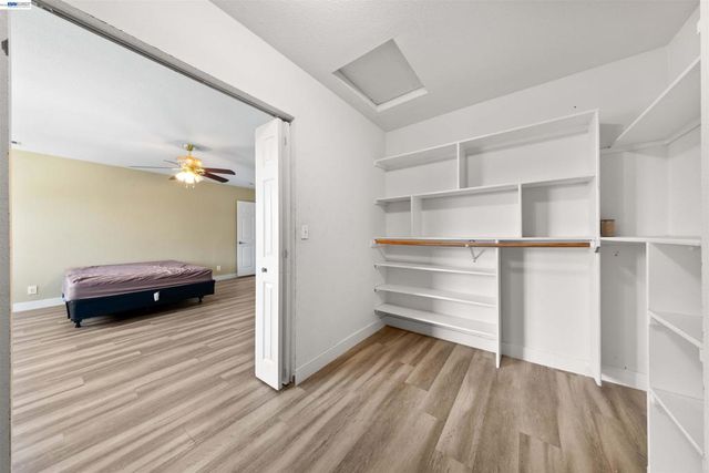 2102 2102 Overhill Rd, Concord, CA 94520