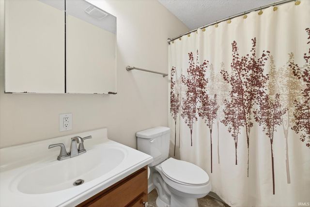 1210 S Park Avenue, Bloomington, IN 47401